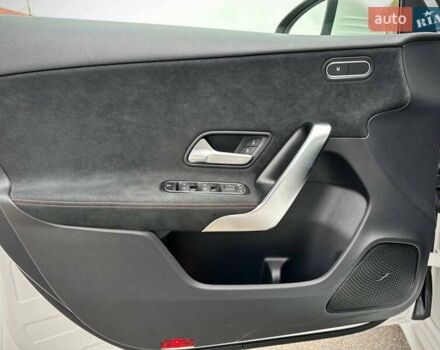 Белый Мерседес А класс, объемом двигателя 1.95 л и пробегом 15 тыс. км за 37500 $, фото 39 на Automoto.ua