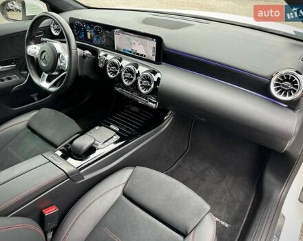 Белый Мерседес А класс, объемом двигателя 1.95 л и пробегом 15 тыс. км за 37500 $, фото 66 на Automoto.ua