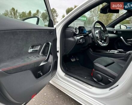 Белый Мерседес А класс, объемом двигателя 1.95 л и пробегом 15 тыс. км за 37500 $, фото 38 на Automoto.ua