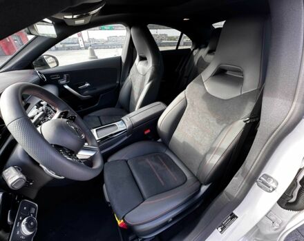 Мерседес А класс 2023 в Львове на Automoto.ua Белый Мерседес А класс, объемом двигателя 0 л и пробегом 25 тыс. км за 39717 $, фото 8 на Automoto.ua