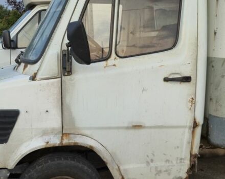 Мерседес А класс 1994 в Виннице на Automoto.ua Белый Мерседес А класс, объемом двигателя 2.3 л и пробегом 450 тыс. км за 3000 $, фото 5 на Automoto.ua