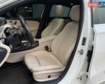 Белый Мерседес А класс, объемом двигателя 1.99 л и пробегом 42 тыс. км за 26990 $, фото 6 на Automoto.ua