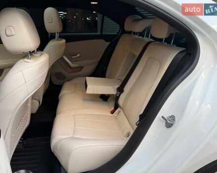 Белый Мерседес А класс, объемом двигателя 1.99 л и пробегом 42 тыс. км за 26990 $, фото 7 на Automoto.ua