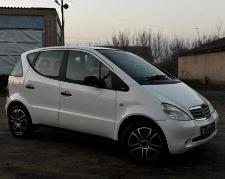 Белый Мерседес А класс, объемом двигателя 0 л и пробегом 180 тыс. км за 4250 $, фото 1 на Automoto.ua