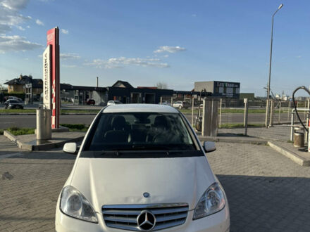 Білий Мерседес А клас, об'ємом двигуна 2.02 л та пробігом 275 тис. км за 5700 $, фото 1 на Automoto.ua