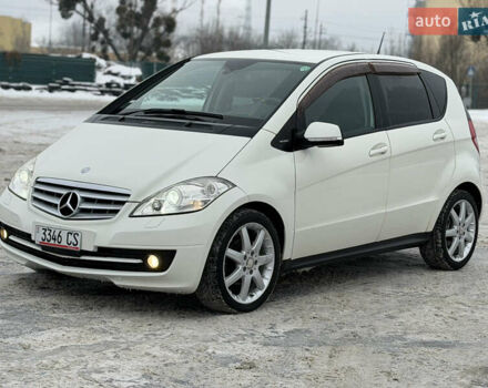 Белый Мерседес А класс, объемом двигателя 1.7 л и пробегом 58 тыс. км за 8800 $, фото 1 на Automoto.ua