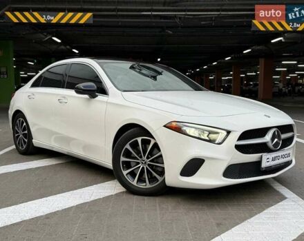 Белый Мерседес А класс, объемом двигателя 1.99 л и пробегом 42 тыс. км за 26990 $, фото 1 на Automoto.ua