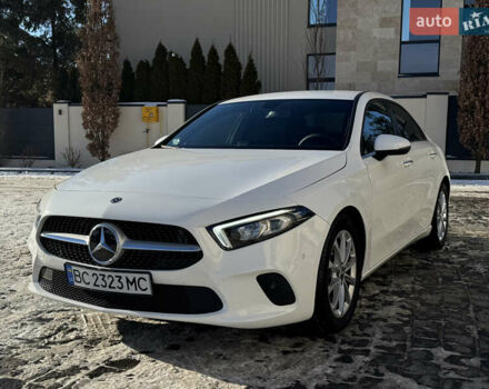 Белый Мерседес А класс, объемом двигателя 1.99 л и пробегом 52 тыс. км за 20990 $, фото 1 на Automoto.ua