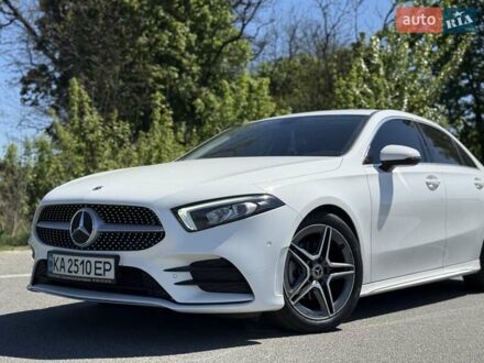 Мерседес А класс 2021 в Киеве на Automoto.ua Белый Мерседес А класс, объемом двигателя 1.33 л и пробегом 11 тыс. км за 33500 $, фото 1 на Automoto.ua