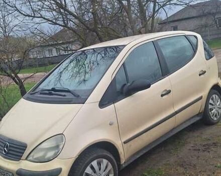 Мерседес А клас 2002 у Прилуках на Automoto.ua Бежевий Мерседес А клас, об'ємом двигуна 1.7 л та пробігом 300 тис. км за 3000 $, фото 3 на Automoto.ua