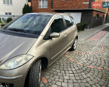 Мерседес А класс 2005 в Мукачеве на Automoto.ua Бежевый Мерседес А класс, объемом двигателя 1.99 л и пробегом 252 тыс. км за 4850 $, фото 23 на Automoto.ua