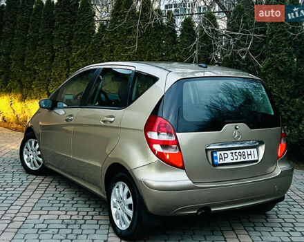 Бежевый Мерседес А класс, объемом двигателя 1.7 л и пробегом 255 тыс. км за 4799 $, фото 10 на Automoto.ua