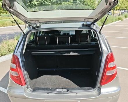 Бежевый Мерседес А класс, объемом двигателя 2.04 л и пробегом 230 тыс. км за 5600 $, фото 16 на Automoto.ua