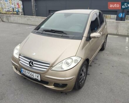 Бежевый Мерседес А класс, объемом двигателя 2 л и пробегом 184 тыс. км за 6000 $, фото 2 на Automoto.ua