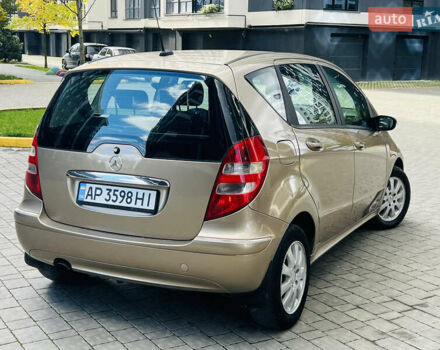 Бежевый Мерседес А класс, объемом двигателя 1.7 л и пробегом 253 тыс. км за 3550 $, фото 24 на Automoto.ua