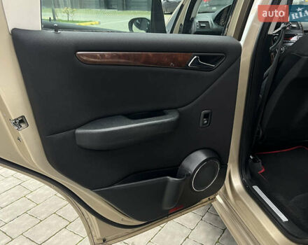 Бежевый Мерседес А класс, объемом двигателя 1.7 л и пробегом 255 тыс. км за 4799 $, фото 22 на Automoto.ua