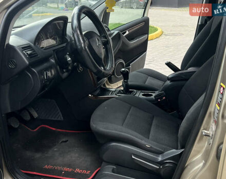 Мерседес А класс 2005 в Ивано-Франковске на Automoto.ua Бежевый Мерседес А класс, объемом двигателя 1.7 л и пробегом 253 тыс. км за 3999 $, фото 13 на Automoto.ua