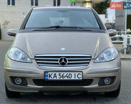 Мерседес А класс 2006 в Киеве на Automoto.ua Бежевый Мерседес А класс, объемом двигателя 1.5 л и пробегом 303 тыс. км за 4100 $, фото 1 на Automoto.ua