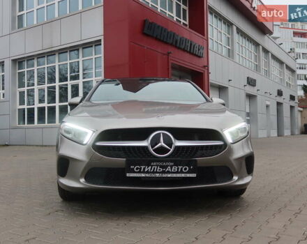Мерседес А класс 2019 в Одессе на Automoto.ua Бежевый Мерседес А класс, объемом двигателя 1.99 л и пробегом 77 тыс. км за 26000 $, фото 4 на Automoto.ua