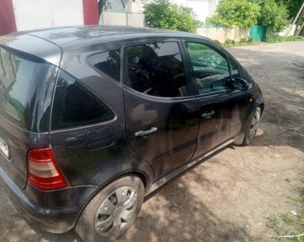 Мерседес А класс 1997 в Сахновщине на Automoto.ua Черный Мерседес А класс, объемом двигателя 1.6 л и пробегом 200 тыс. км за 2000 $, фото 5 на Automoto.ua