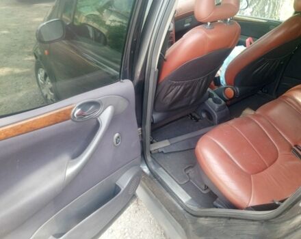 Мерседес А класс 1997 в Сахновщине на Automoto.ua Черный Мерседес А класс, объемом двигателя 1.6 л и пробегом 200 тыс. км за 2000 $, фото 7 на Automoto.ua