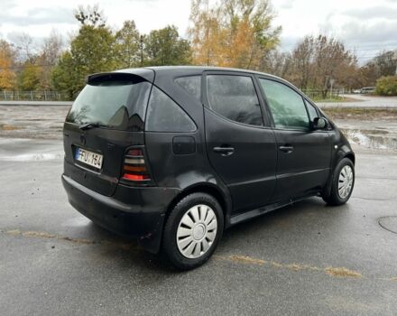 Мерседес А класс 1998 в Чугуеве на Automoto.ua Черный Мерседес А класс, объемом двигателя 1.7 л и пробегом 340 тыс. км за 950 $, фото 5 на Automoto.ua