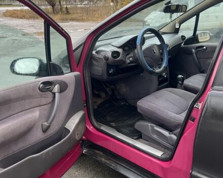 Мерседес А класс 1998 в Чугуеве на Automoto.ua Черный Мерседес А класс, объемом двигателя 1.7 л и пробегом 340 тыс. км за 950 $, фото 13 на Automoto.ua