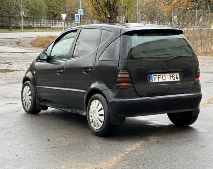 Мерседес А класс 1998 в Чугуеве на Automoto.ua Черный Мерседес А класс, объемом двигателя 1.7 л и пробегом 340 тыс. км за 950 $, фото 6 на Automoto.ua