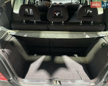 Черный Мерседес А класс, объемом двигателя 1.6 л и пробегом 270 тыс. км за 2450 $, фото 19 на Automoto.ua