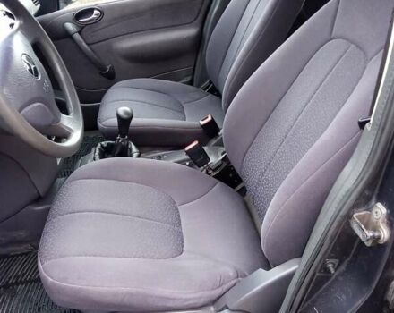 Черный Мерседес А класс, объемом двигателя 1.7 л и пробегом 246 тыс. км за 2150 $, фото 8 на Automoto.ua