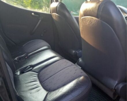 Черный Мерседес А класс, объемом двигателя 1.6 л и пробегом 306 тыс. км за 1900 $, фото 4 на Automoto.ua