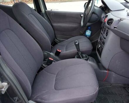 Черный Мерседес А класс, объемом двигателя 1.7 л и пробегом 246 тыс. км за 2150 $, фото 17 на Automoto.ua