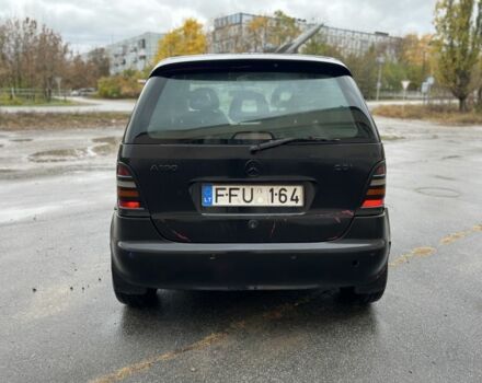 Мерседес А класс 1998 в Чугуеве на Automoto.ua Черный Мерседес А класс, объемом двигателя 1.7 л и пробегом 340 тыс. км за 950 $, фото 7 на Automoto.ua