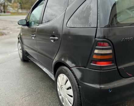 Мерседес А класс 1998 в Чугуеве на Automoto.ua Черный Мерседес А класс, объемом двигателя 1.7 л и пробегом 340 тыс. км за 950 $, фото 11 на Automoto.ua
