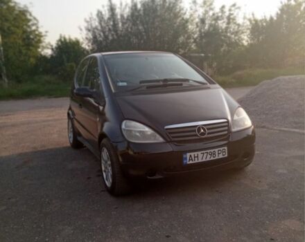 Черный Мерседес А класс, объемом двигателя 1.6 л и пробегом 306 тыс. км за 1900 $, фото 3 на Automoto.ua