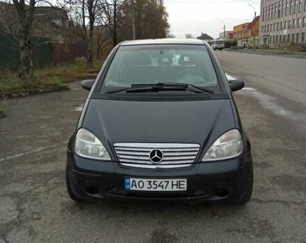 Черный Мерседес А класс, объемом двигателя 1.7 л и пробегом 246 тыс. км за 2150 $, фото 16 на Automoto.ua