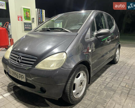 Черный Мерседес А класс, объемом двигателя 1.6 л и пробегом 270 тыс. км за 2450 $, фото 3 на Automoto.ua