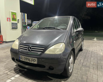 Черный Мерседес А класс, объемом двигателя 1.6 л и пробегом 270 тыс. км за 2450 $, фото 1 на Automoto.ua