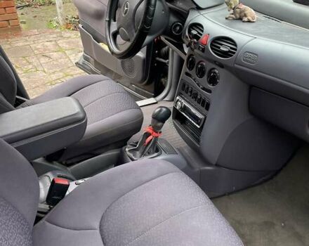 Черный Мерседес А класс, объемом двигателя 1.69 л и пробегом 350 тыс. км за 3500 $, фото 6 на Automoto.ua