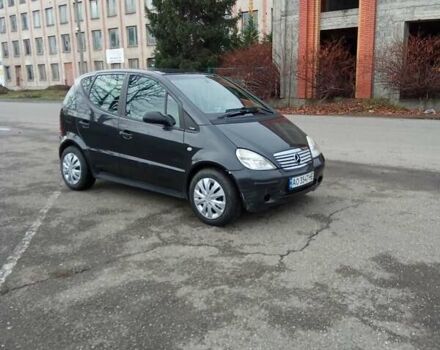 Черный Мерседес А класс, объемом двигателя 1.7 л и пробегом 246 тыс. км за 2150 $, фото 11 на Automoto.ua