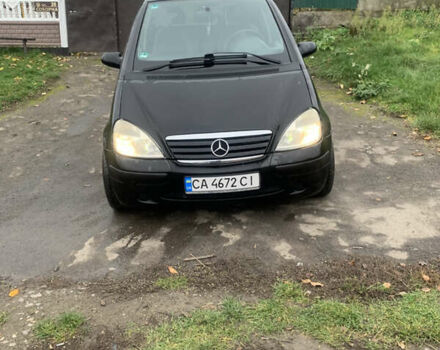 Черный Мерседес А класс, объемом двигателя 1.6 л и пробегом 201 тыс. км за 2999 $, фото 3 на Automoto.ua