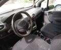 Чорний Мерседес А клас, об'ємом двигуна 1.6 л та пробігом 225 тис. км за 2799 $, фото 3 на Automoto.ua