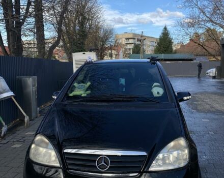 Черный Мерседес А класс, объемом двигателя 1.7 л и пробегом 260 тыс. км за 2750 $, фото 3 на Automoto.ua