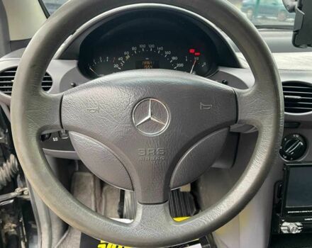 Черный Мерседес А класс, объемом двигателя 1.7 л и пробегом 289 тыс. км за 3999 $, фото 10 на Automoto.ua