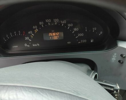 Черный Мерседес А класс, объемом двигателя 1.4 л и пробегом 262 тыс. км за 2300 $, фото 3 на Automoto.ua