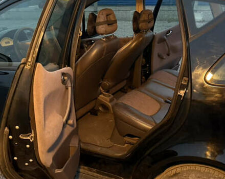 Черный Мерседес А класс, объемом двигателя 1.6 л и пробегом 188 тыс. км за 3700 $, фото 12 на Automoto.ua