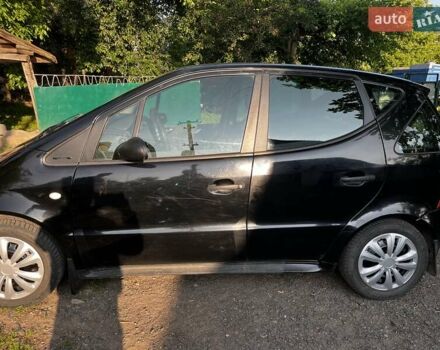 Черный Мерседес А класс, объемом двигателя 1.7 л и пробегом 260 тыс. км за 2400 $, фото 1 на Automoto.ua