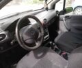 Черный Мерседес А класс, объемом двигателя 1.6 л и пробегом 220 тыс. км за 3000 $, фото 3 на Automoto.ua