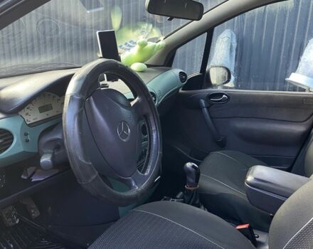 Черный Мерседес А класс, объемом двигателя 1.7 л и пробегом 260 тыс. км за 2750 $, фото 8 на Automoto.ua