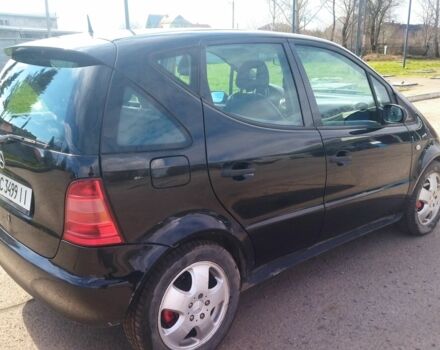 Черный Мерседес А класс, объемом двигателя 1.9 л и пробегом 212 тыс. км за 3999 $, фото 7 на Automoto.ua